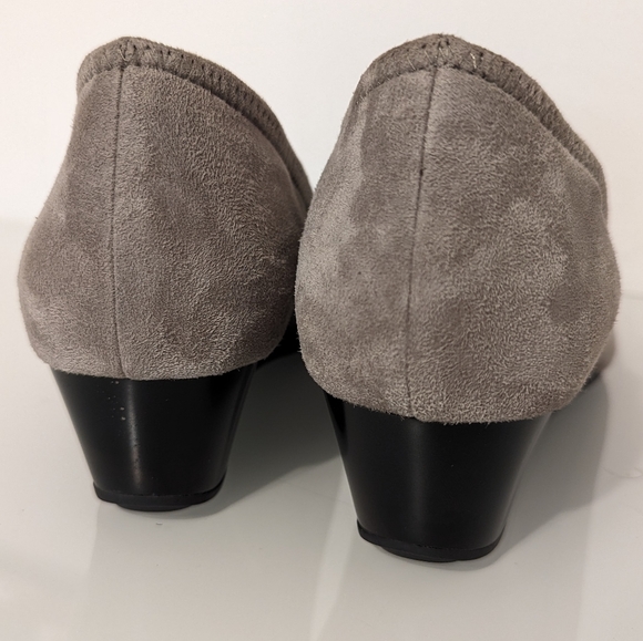 Cole Haan Nike beige suede ballet wedges 7.5B - Picture 2 of 6